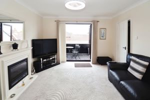 Osbornes Court- click for photo gallery